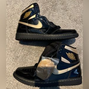 New in Box! Nike Air Jordan 1 Retro